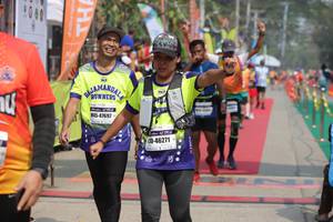 BIB: 47697, 46271
                            <button type="button" onclick="openModal(8244168)" class="btn btn-primary btn-sm float-right btn-popup" data-toggle="modal" data-target=".modal-high-quality">
                        <i class="fas fa-shopping-cart"></i> Add to Cart
                    </button>
                                            <button type="button" onclick="isThisMe(8244168, true)" class="btn btn-success btn-sm float-right btn-popup btn-isme hidden" data-toggle="tooltip" data-placement="bottom" title="นี่คือรูปของคุณใช่ไหม คลิกที่นี่เพื่อเอาเข้าอัลบั้ม">
                        <i class="fas fa-plus"></i> Add to album
                    </button>
                    <button type="button" onclick="isThisMe(8244168, false)" class="btn btn-warning btn-sm float-right btn-popup btn-isnotme hidden">
                        <i class="fas fa-ban"></i> Remove from album
                    </button>